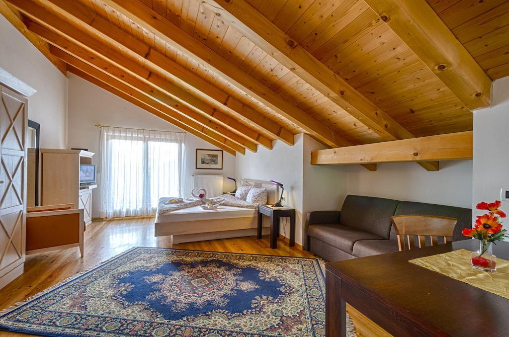 Hotel & Residenz Traubenheim Наллес Номер фото