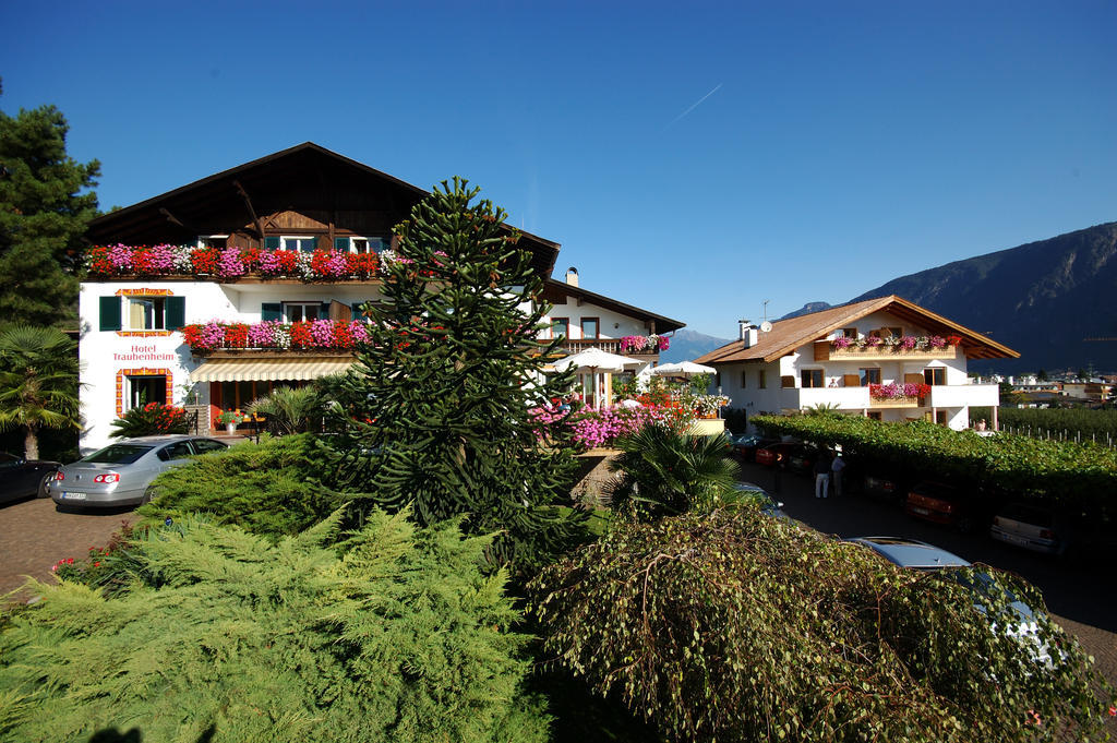 Hotel & Residenz Traubenheim Наллес Екстер'єр фото